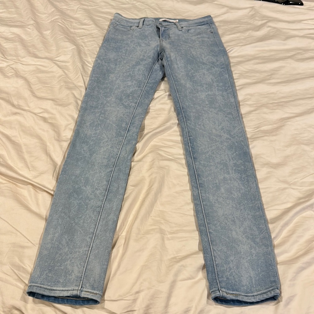 Levi 711 skinny size 26